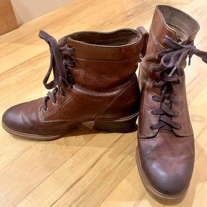 Timberland Brynlee Park Mid Lace-Up Leather Boot